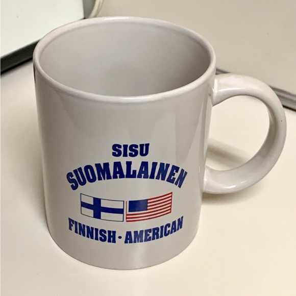 Vintage 1980s Finnish American Suomalainen National Flags Coffee Mug - Picture 3 of 12